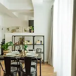 Apartman 12 - New Building & Parking