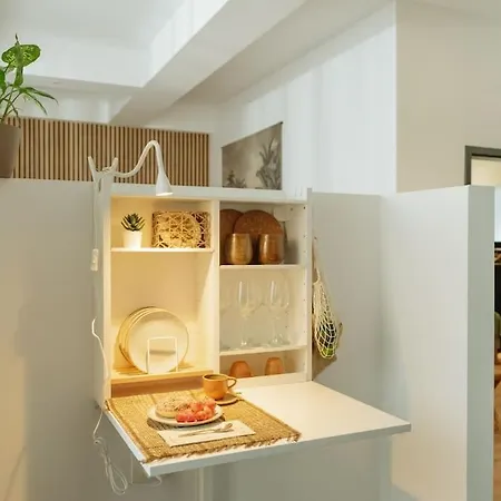 Apartment 12 - New Building & Parking *