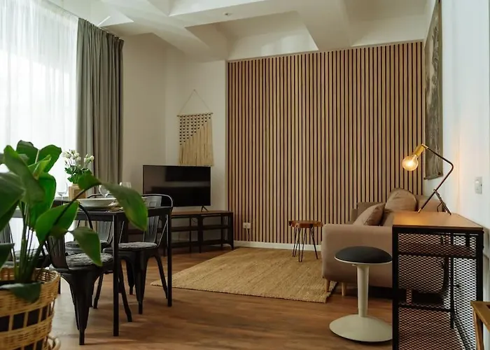 12 - New Building & Parking Apartman *