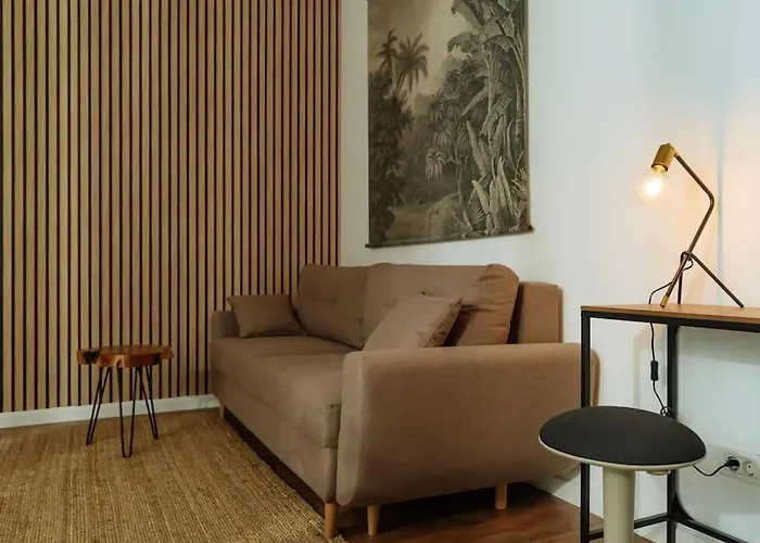 12 - New Building & Parking 아파트 *