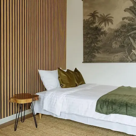 12 - New Building & Parking Apartment Bukarest