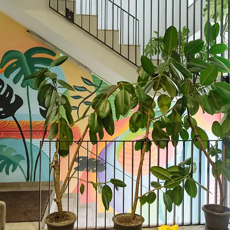 12 - New Building & Parking بوخارست